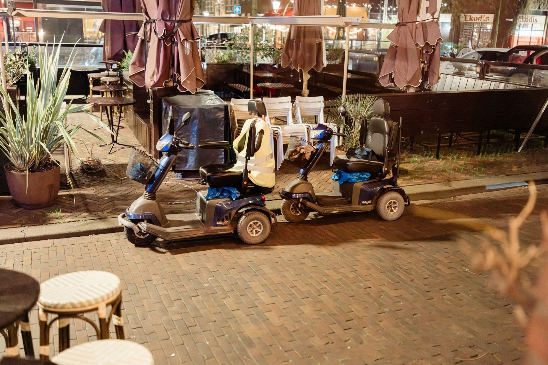 Kerstdiner van Stichting SAN voor buurtbewoners in Amsterdam-Oost, beeld 13