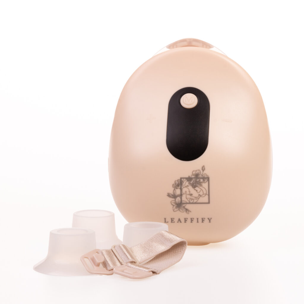 Productfotografie van LEAFFIFY borstkolf. Draagbare, handsfree kolf met accessoires. Joep van Drunen Photography